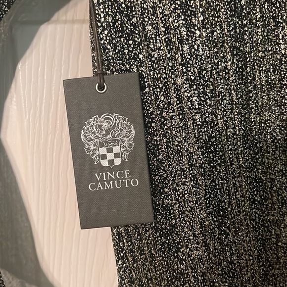 Vince Camuto Shimmer Foil Double Layer Hem Blouse. NWT. Size M. Rich Black. New! - Picture 6 of 8